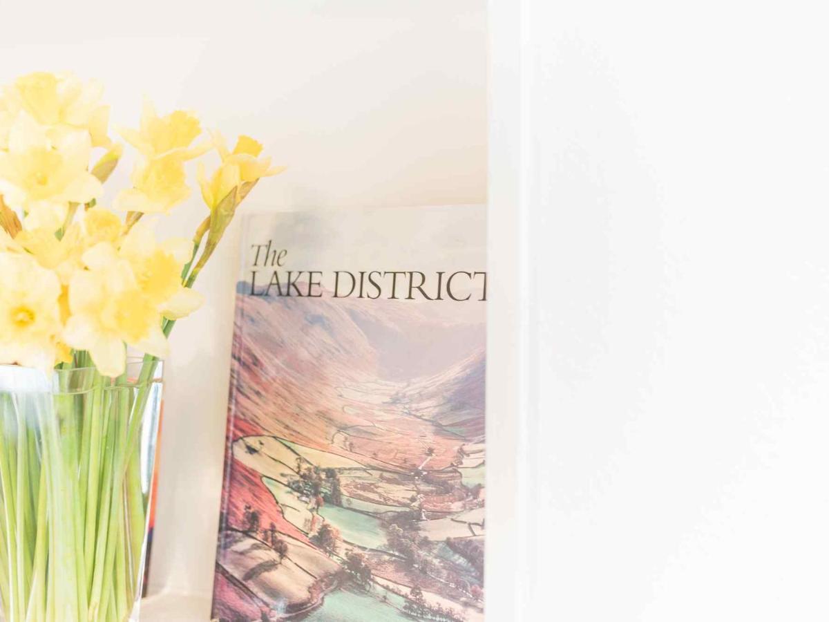 Pass The Keys Comfortable 3 Bed In Central Bowness With Parking 温德米尔 外观 照片